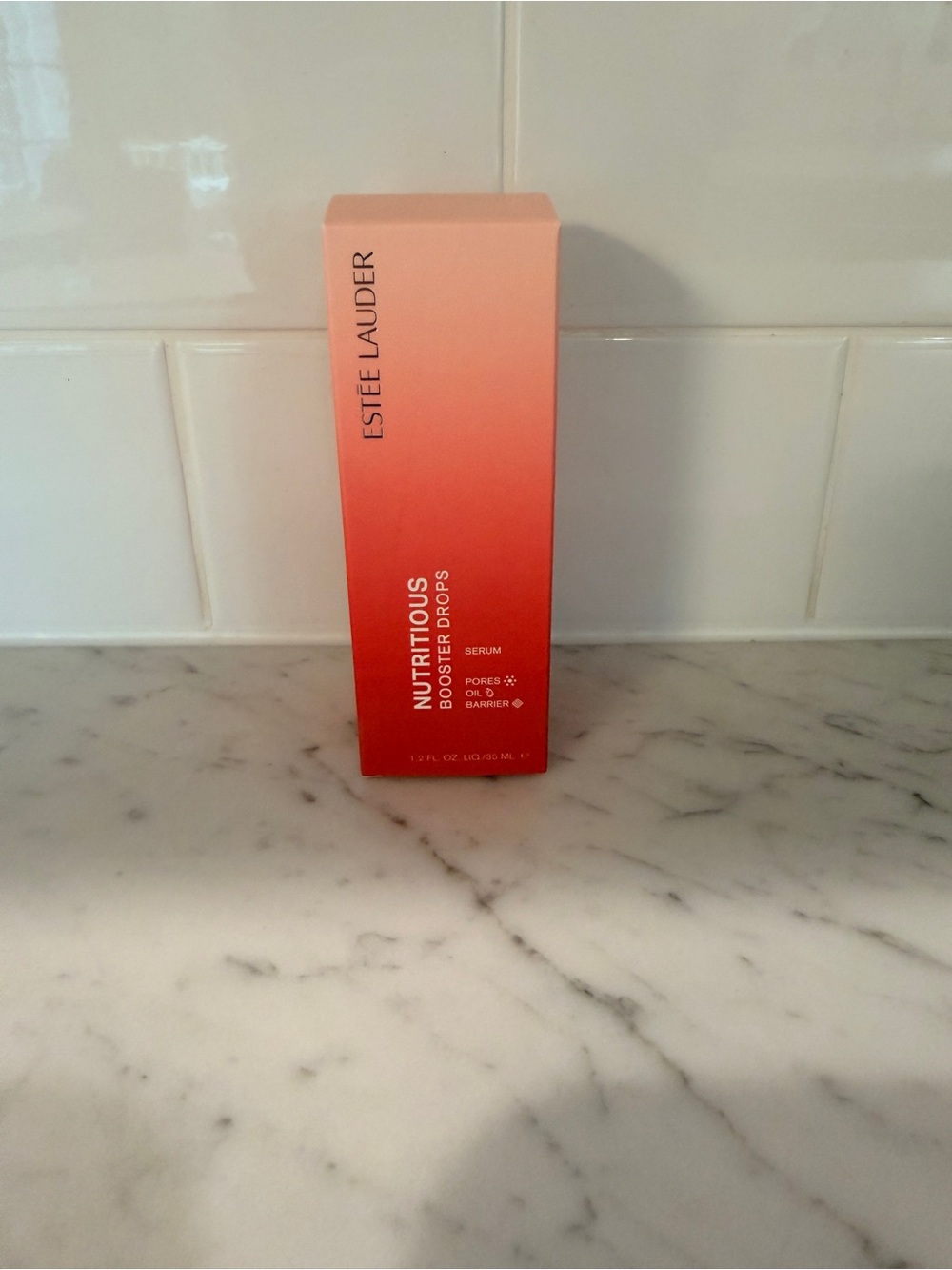 Estee Lauder Gradient Pink-Red Hydration Serum with Dropper
